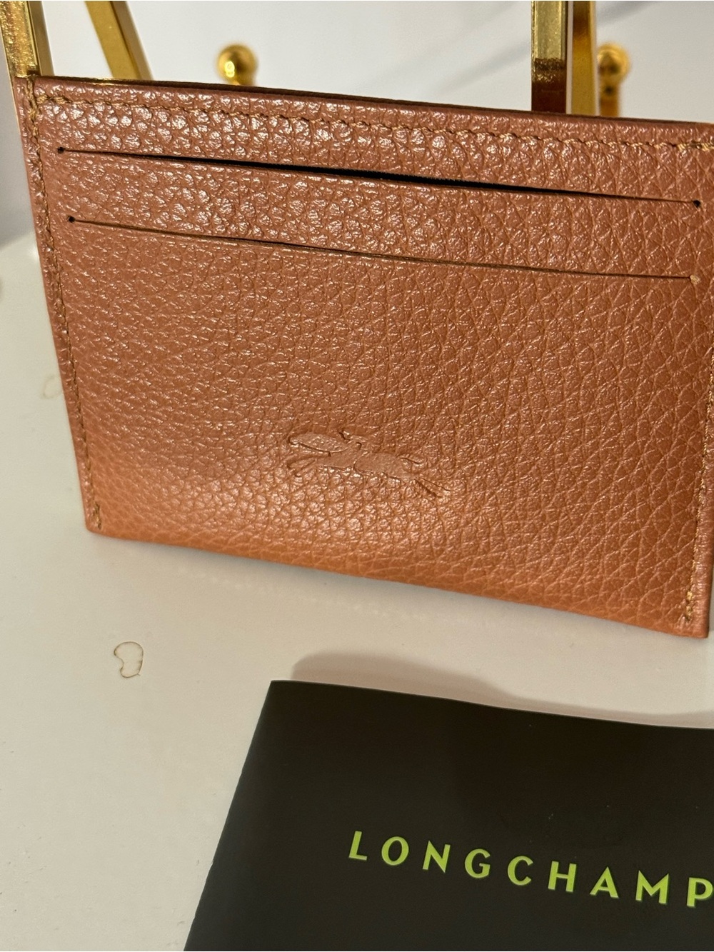 Longchamp Tan Pebbled Leather Card & Key Holder! Beautiful leather NWT - Picture 2 of 3